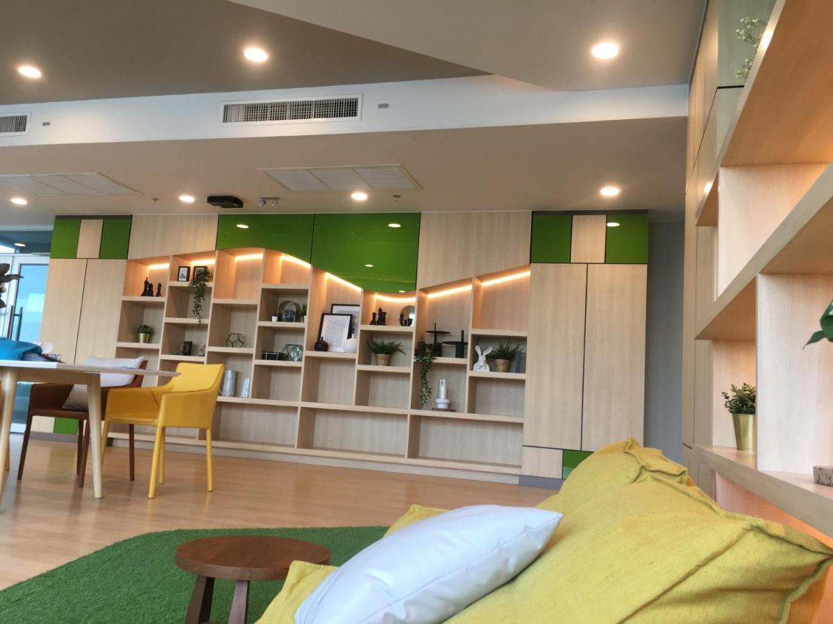 Supalai Rama9 Monthly Aparthotel Bangkok Buitenkant foto